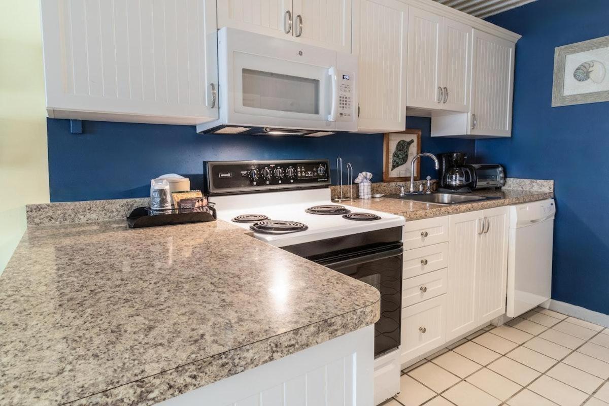 Two Bedroom Villa Sleeps 6 Has 2 Queen And 1 King Pawleys Island Exterior photo
